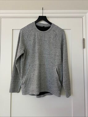 Lululemon Men's Grey Ease the Day Crew